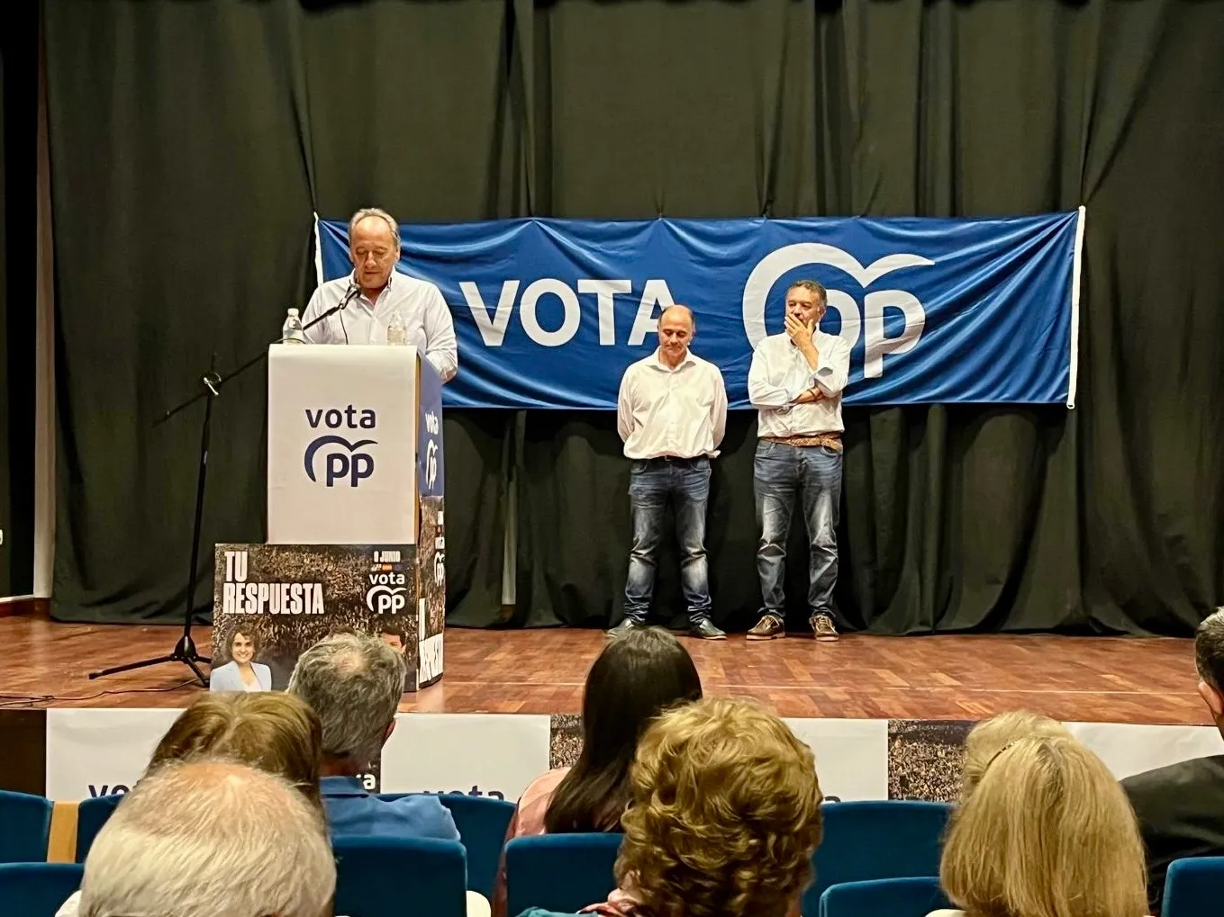 Foto 4 - El Partido Popular cierra la campa&ntilde;a electoral con un gran acto en Macotera