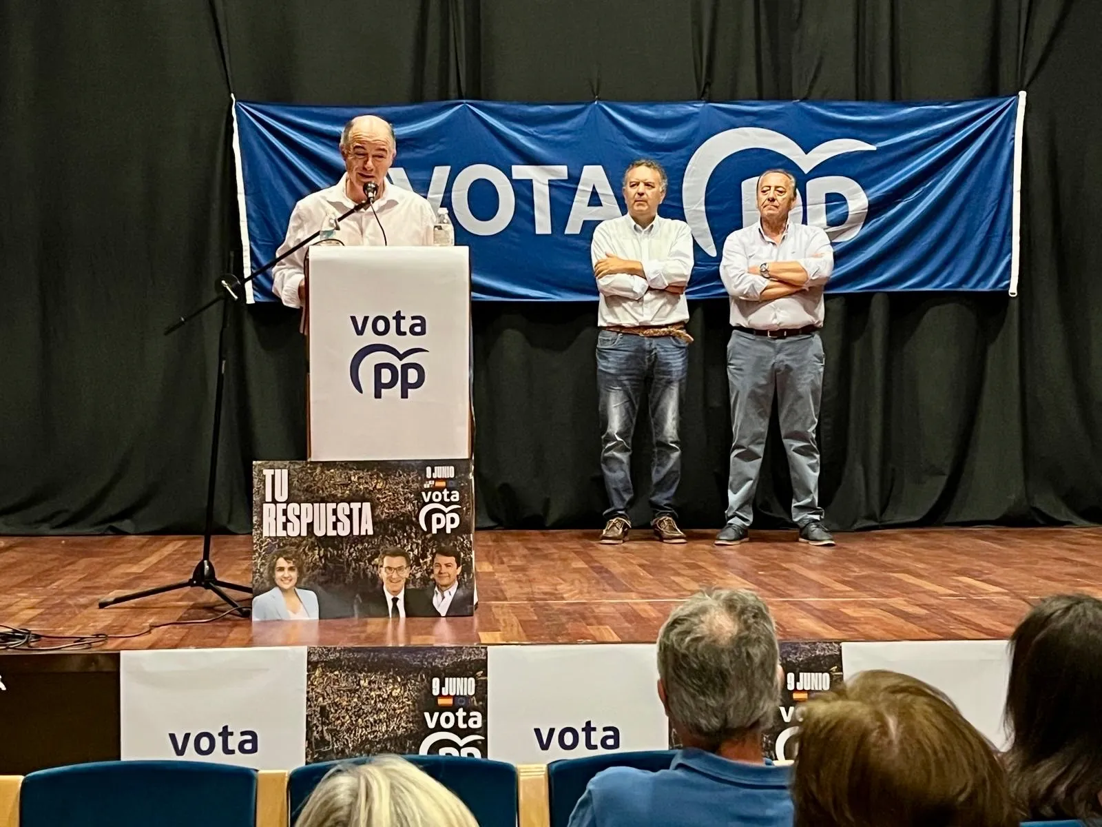 Foto 3 - El Partido Popular cierra la campa&ntilde;a electoral con un gran acto en Macotera
