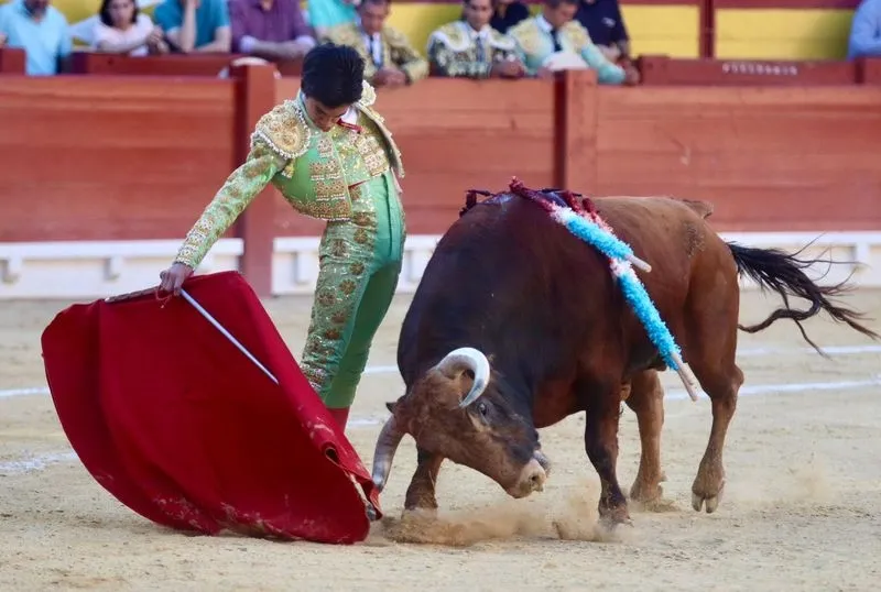 Foto 2 - Sobresaliente el salmantino Marco P&eacute;rez en Alicante