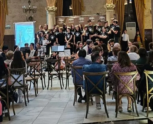 Los alumnos y profesores del Centro Profesional de Música Antonio Machado en el Casino de Salamanca