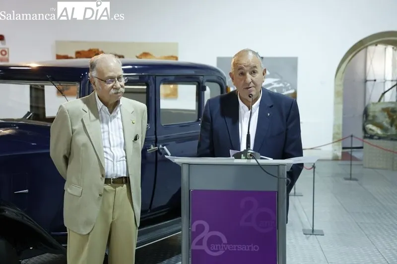 El Museo de Historia de la Automoción de Salamanca presenta la 8ª edición de la Operación Litro: Paseo Solidario de Vehículos Clásicos en favor de las Hermanitas de los Pobres de Salamanca. Foto de David Sañudo
