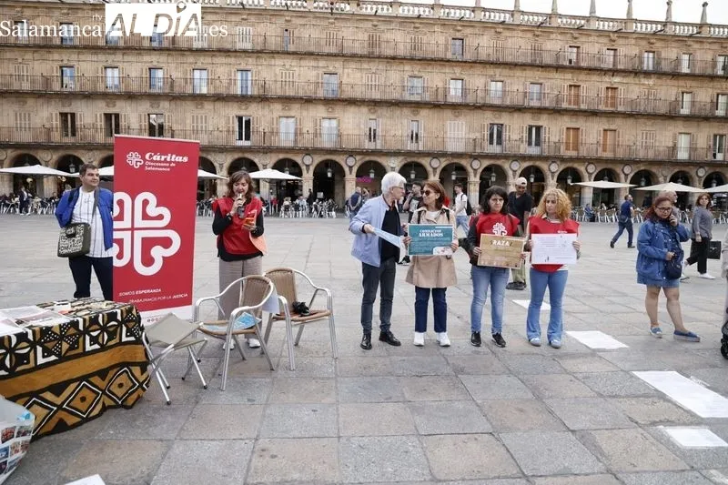 Actividades en la Plaza Mayor de Salamanca por el Día Internacional de las Personas Refugiadas. Fotos: David Sañudo