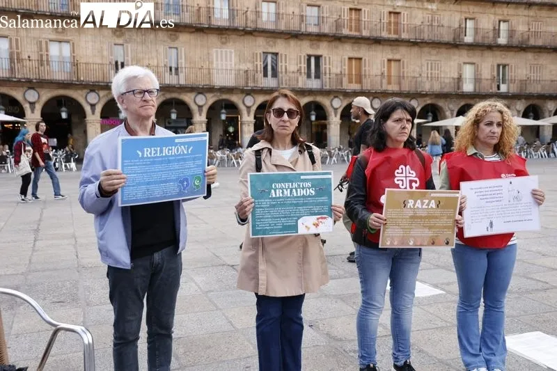 Actividades en la Plaza Mayor de Salamanca por el Día Internacional de las Personas Refugiadas. Fotos: David Sañudo