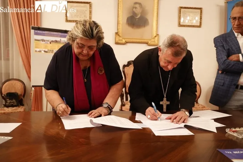 Acto de entrega de las ayudas Fundación Vicente Rodríguez Fabrés. Foto de David Sañudo