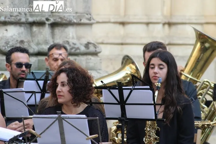 Foto 5 - Concierto solidario de la Banda de M&uacute;sica a beneficio de Manos Unidas