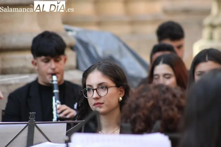 Foto 2 - Concierto solidario de la Banda de M&uacute;sica a beneficio de Manos Unidas