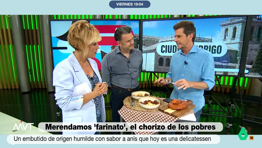 Foto 9 - Los presentadores de &lsquo;M&aacute;s Vale Tarde&rsquo; prueban en directo los huevos fritos con farinato