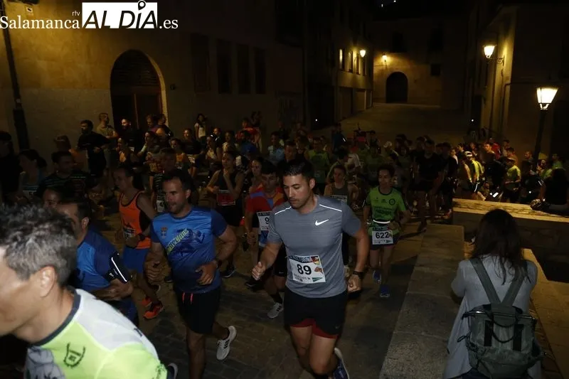 Carrera nocturna del programa municipal ‘Salamanca a Tope’. Fotos: David Sañudo