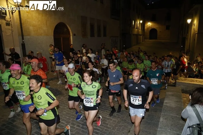 Carrera nocturna del programa municipal ‘Salamanca a Tope’. Fotos: David Sañudo