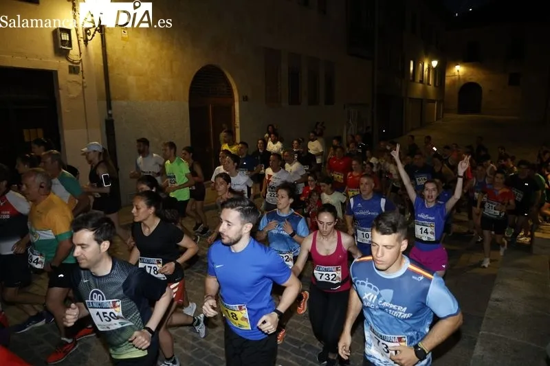 Carrera nocturna del programa municipal ‘Salamanca a Tope’. Fotos: David Sañudo