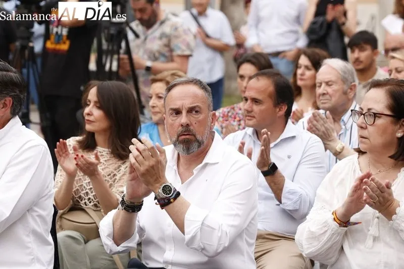 Cierre de campaña del PP en la plaza de Los Bandos. Fotos; David Sañudo