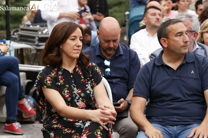 Cierre de campaña del PP en la plaza de Los Bandos. Fotos; David Sañudo
