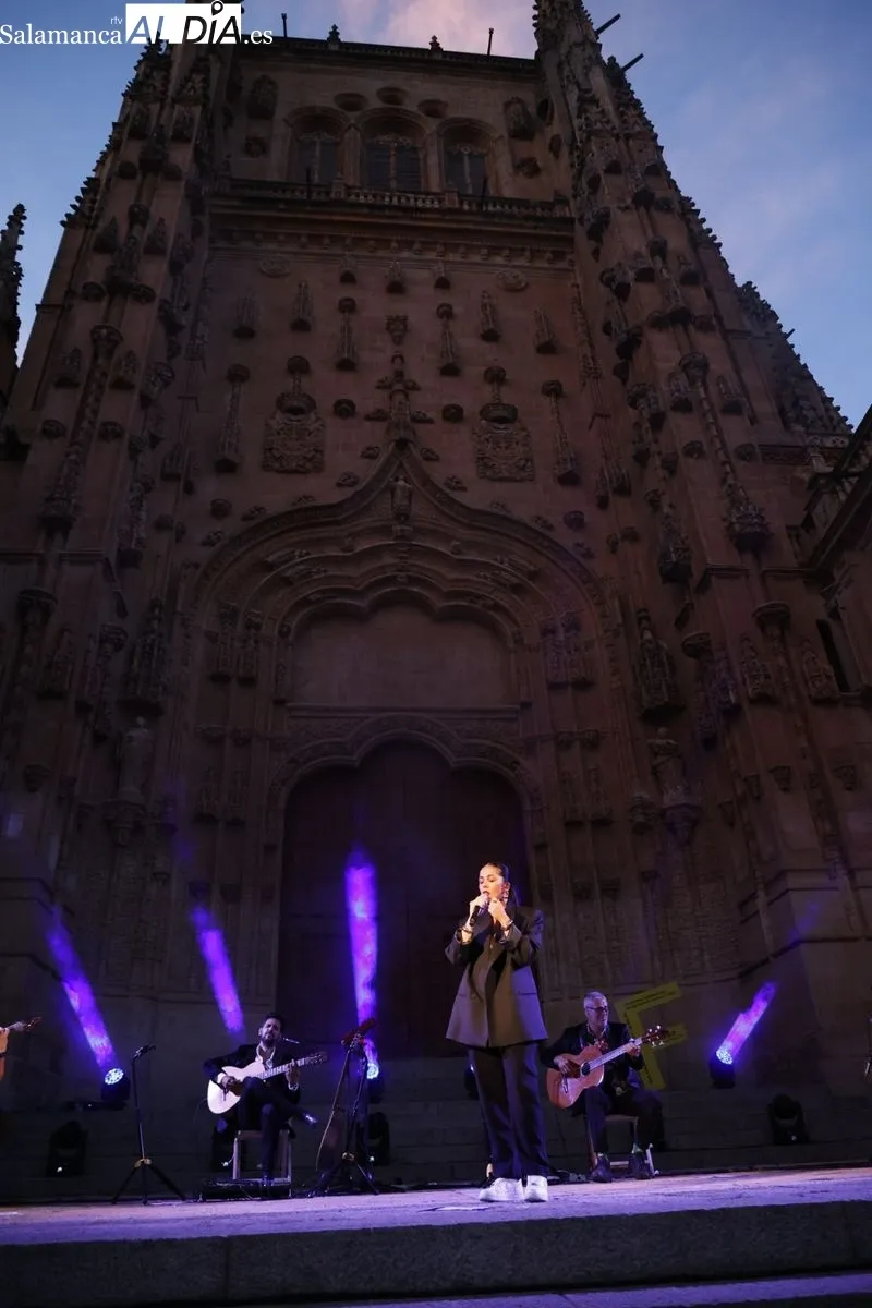 Concierto de Sara Correira en el Patio Chico de Salamanca- Fotos: David Sañudo