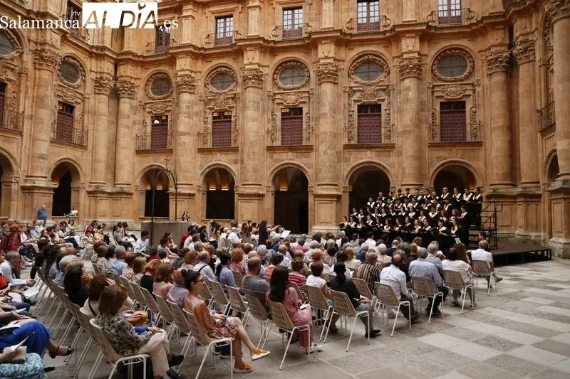 Concierto de Fin de Curso 'De amores y desamores' del Coro Tomás Luis de Victoria