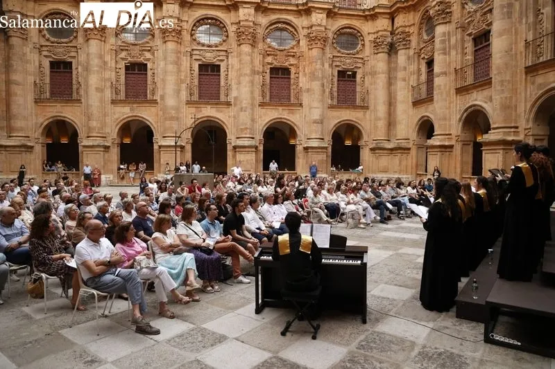Concierto de Fin de Curso 'De amores y desamores' del Coro Tomás Luis de Victoria