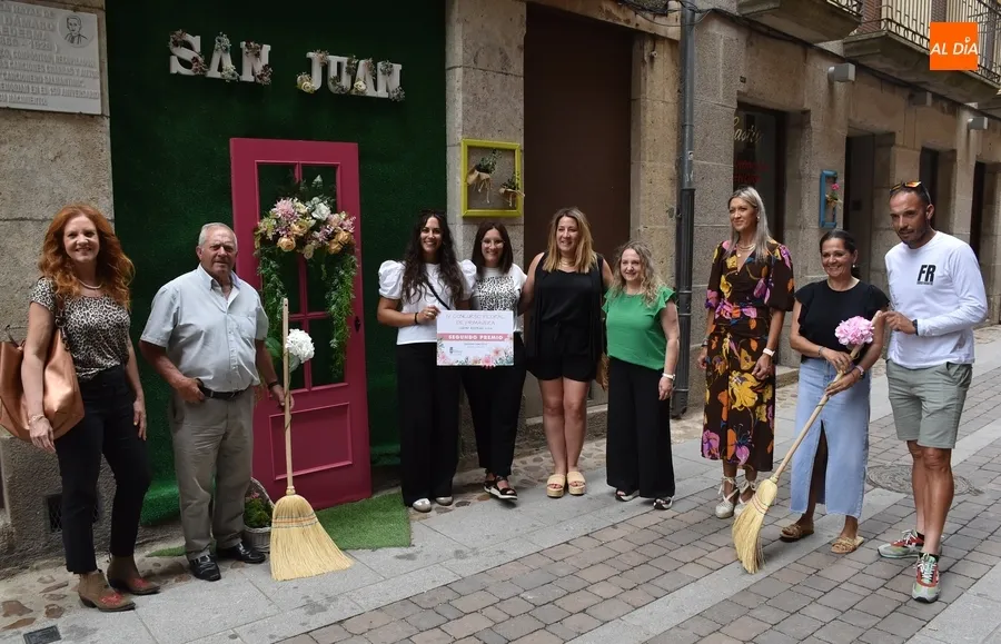 Foto 2 - Repartidos los premios del 4&ordm; Concurso Floral con un sentido recuerdo a Juan Pablo Mar&iacute;a Sastre