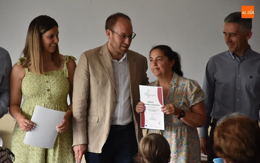 Foto 10 - Clausurados los cursos de nuevas tecnolog&iacute;as, en los que han participado 73 alumnos