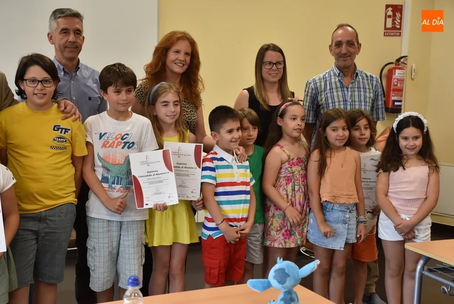 Foto 4 - Clausurados los cursos de nuevas tecnolog&iacute;as, en los que han participado 73 alumnos