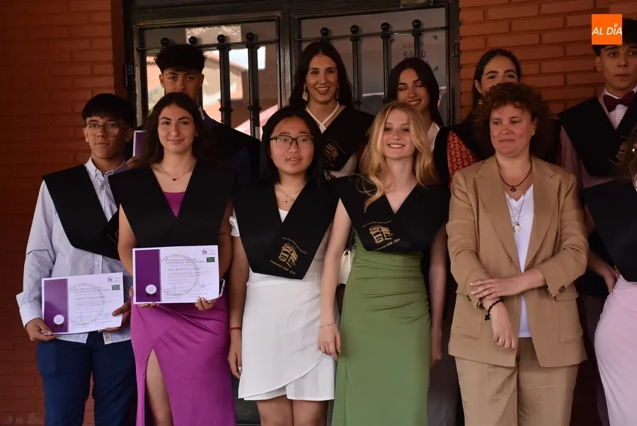Foto 10 - El IES Fray Diego consolida la graduaci&oacute;n de los alumnos de 4&ordm; de la ESO y FP B&aacute;sica