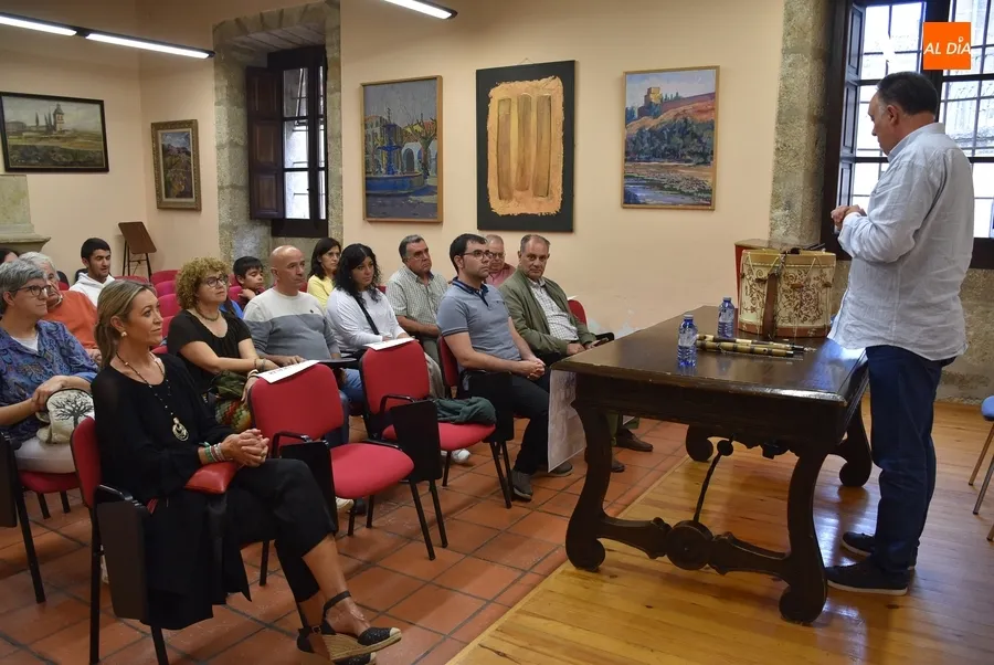 Foto 5 - Clausurado el curso de la Escuela de Tamborileros con Jos&eacute; Benito Mateos como protagonista