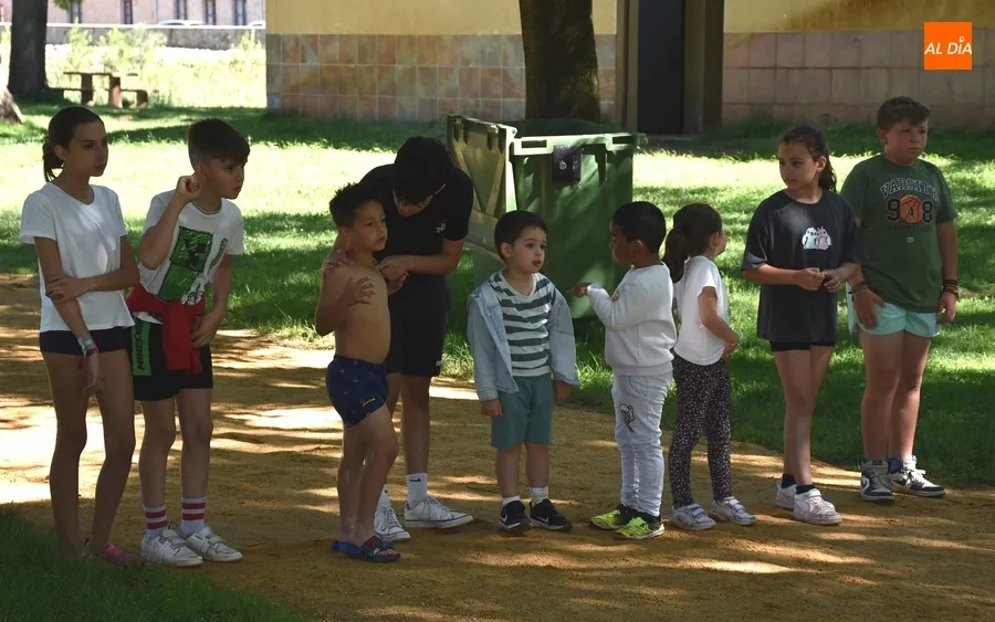 Foto 5 - Alumnos y profesores de Misioneras-Santa Teresa inician en El Pic&oacute;n las vacaciones de verano
