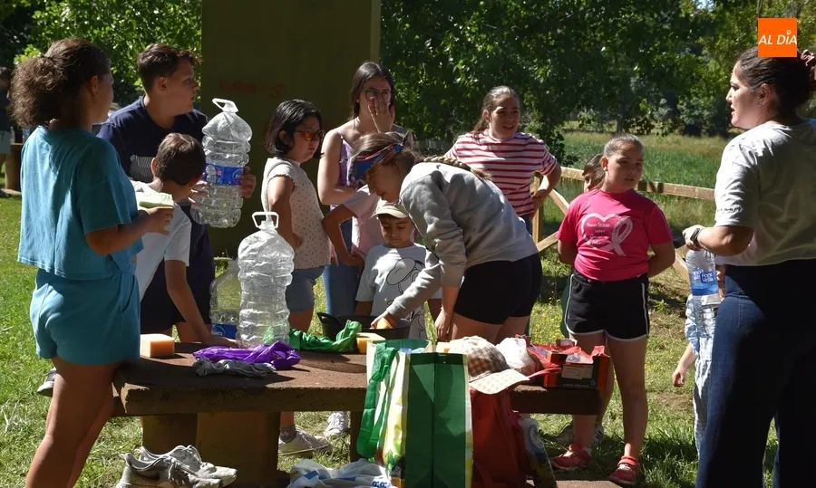 Foto 8 - Alumnos y profesores de Misioneras-Santa Teresa inician en El Pic&oacute;n las vacaciones de verano