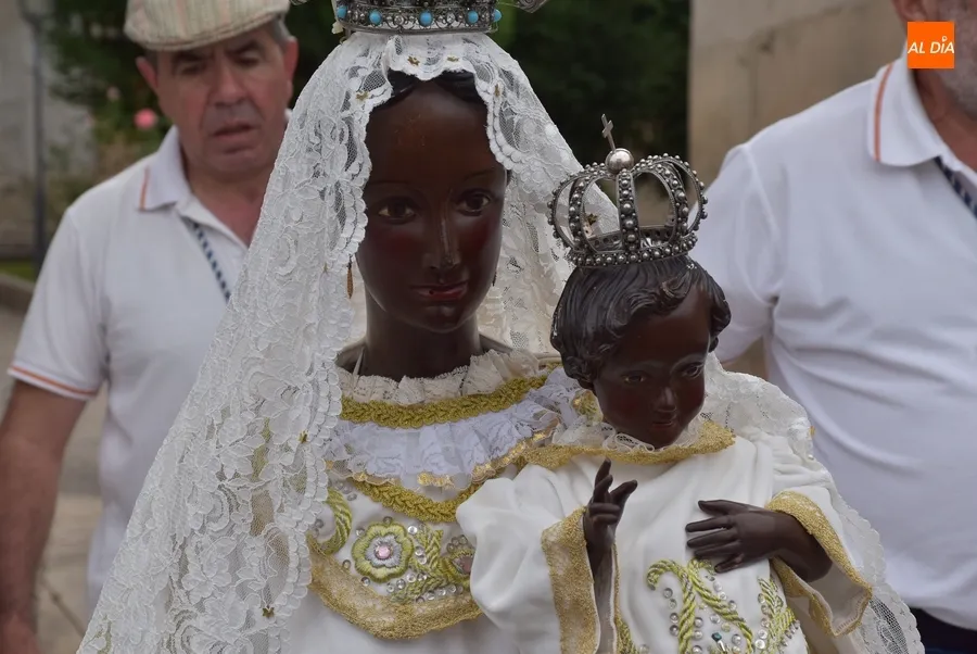 Foto 7 - Los devotos de la Virgen Morena inician su Romer&iacute;a esperando que el cielo sea ben&eacute;volo con ellos