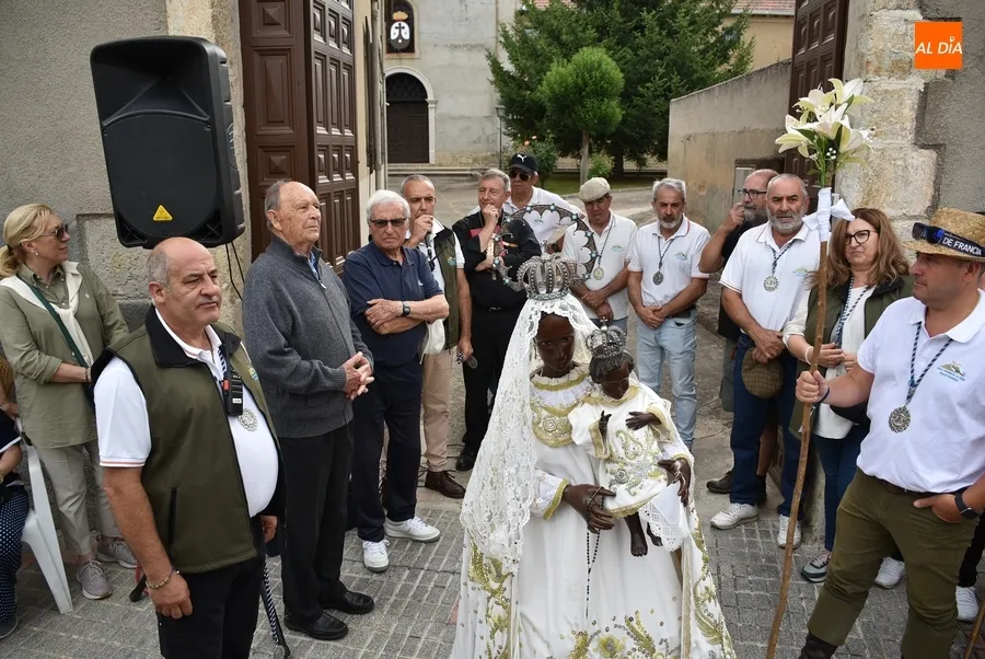 Foto 8 - Los devotos de la Virgen Morena inician su Romer&iacute;a esperando que el cielo sea ben&eacute;volo con ellos