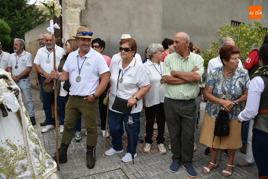 Foto 9 - Los devotos de la Virgen Morena inician su Romer&iacute;a esperando que el cielo sea ben&eacute;volo con ellos