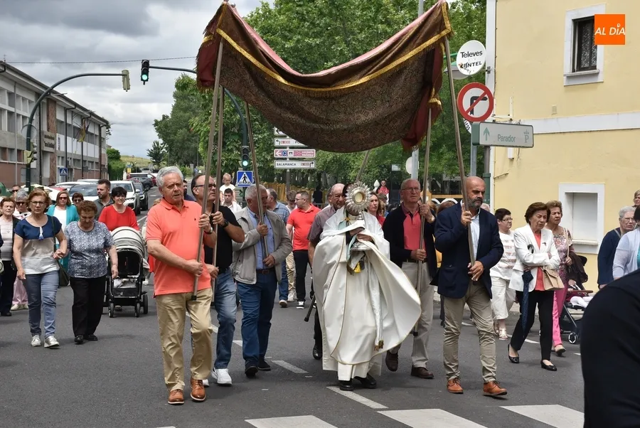 Foto 8 - Varios beb&eacute;s son bendecidos en la celebraci&oacute;n de la Octava de Corpus en San Crist&oacute;bal