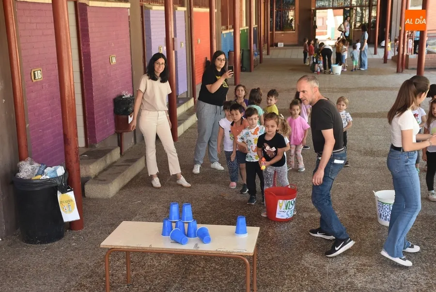 Foto 4 - El Colegio Mir&oacute;briga despide el curso con una gymkana con el agua como protagonista