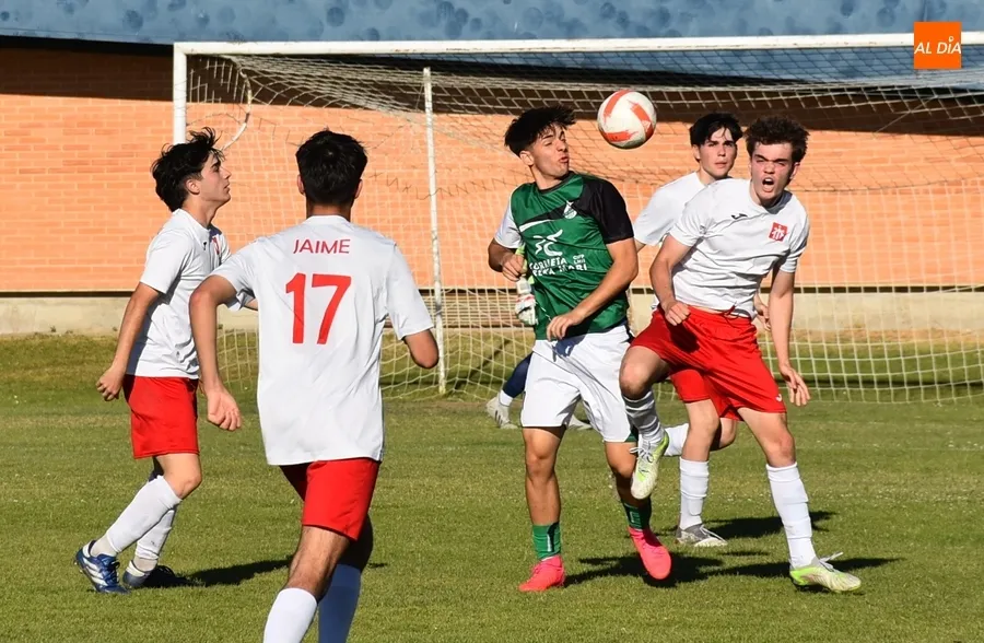Foto 3 - El Salesianos se proclama campe&oacute;n del 3&ordm; Torneo Juvenil en homenaje a Miguel Gonz&aacute;lez Barbero