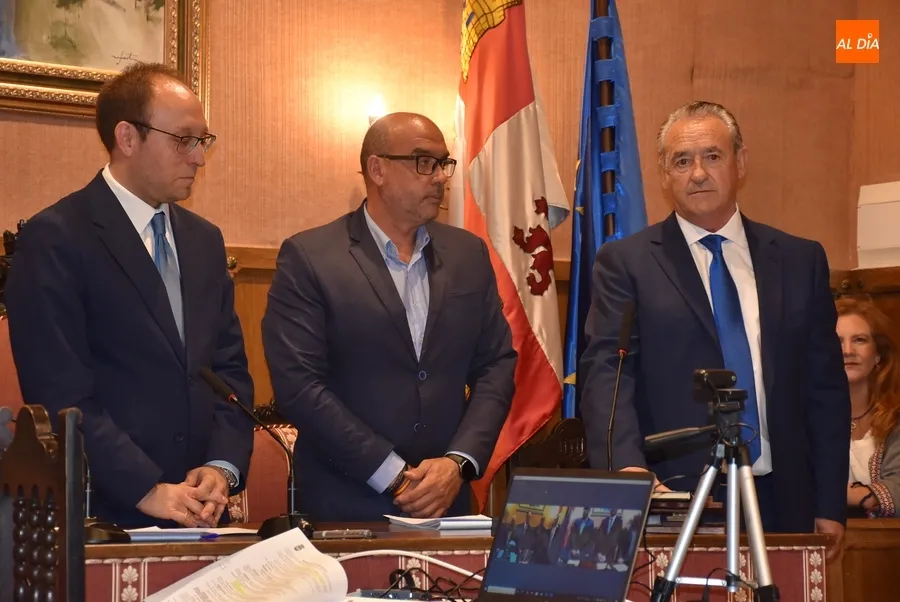 Foto 4 - El Pleno del Ayuntamiento da la bienvenida a Manuel Montejo