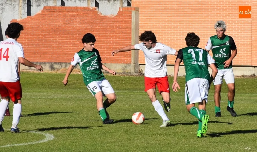 Foto 5 - El Salesianos se proclama campe&oacute;n del 3&ordm; Torneo Juvenil en homenaje a Miguel Gonz&aacute;lez Barbero