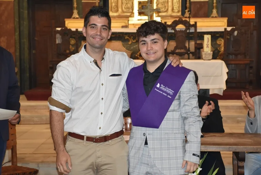 Foto 7 - El Seminario grad&uacute;a a la &uacute;ltima promoci&oacute;n de su hist&oacute;rica acad&eacute;mica