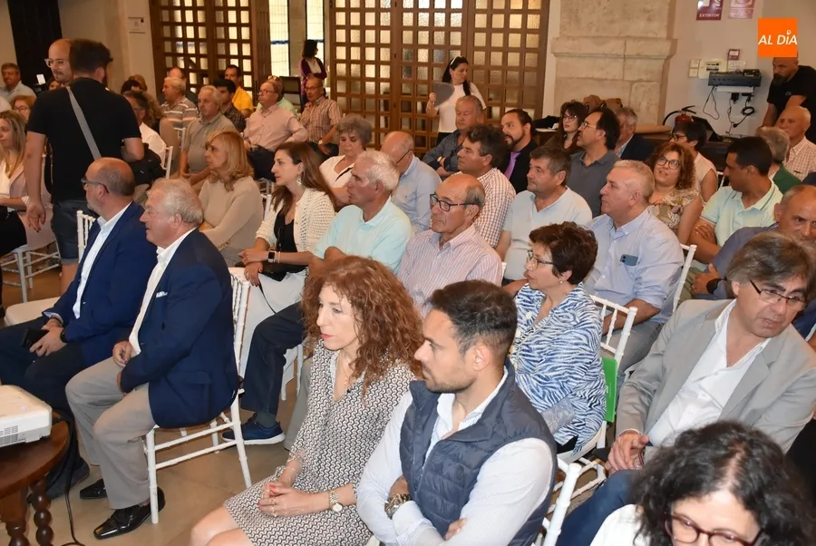 Foto 8 - Constituida la Asociaci&oacute;n Geoparque de Salamanca para &ldquo;catapultar&rdquo; el proyecto ante la UNESCO