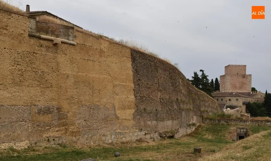 Foto 5 - La Puerta de San Vicente estrena mirador desde el adarve