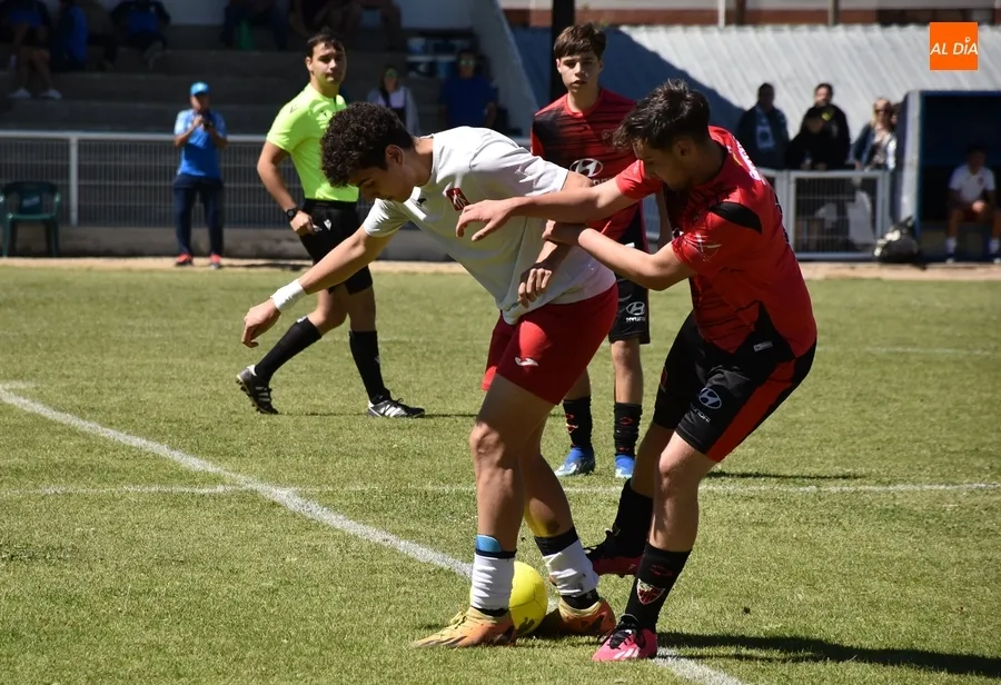 Foto 7 - En marcha el 3&ordm; Torneo Juvenil en homenaje a Miguel Gonz&aacute;lez Barbero