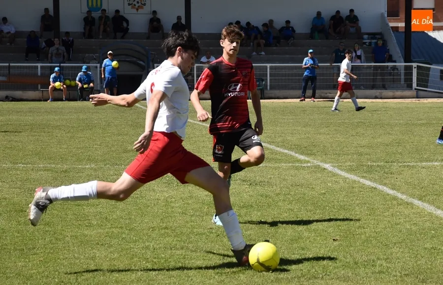 Foto 8 - En marcha el 3&ordm; Torneo Juvenil en homenaje a Miguel Gonz&aacute;lez Barbero