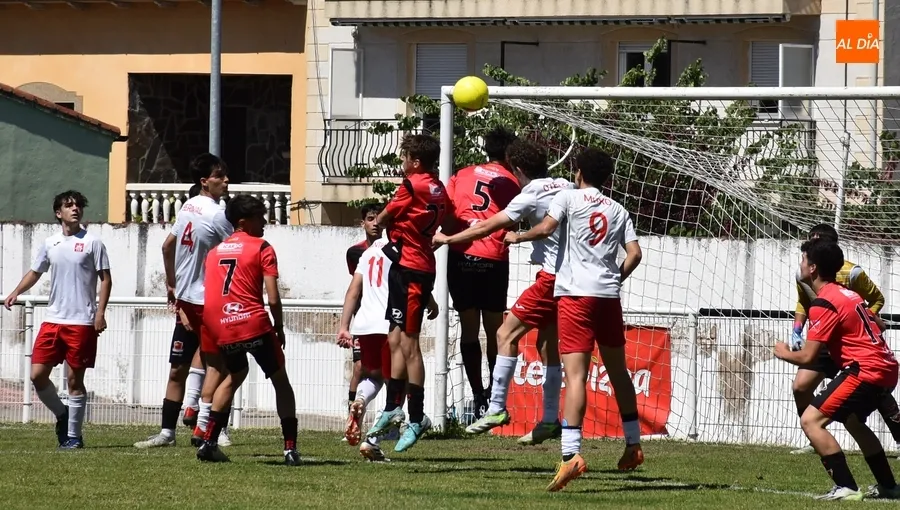 Foto 9 - En marcha el 3&ordm; Torneo Juvenil en homenaje a Miguel Gonz&aacute;lez Barbero