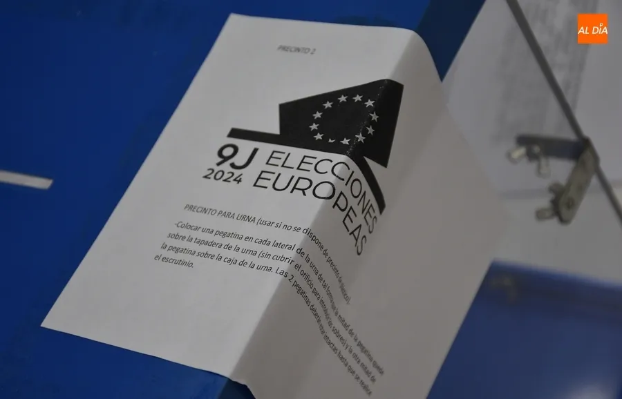 Foto 2 - Preparadas las 12 mesas en las que votar&aacute;n el domingo los mirobrigenses entre &iexcl;34! candidaturas