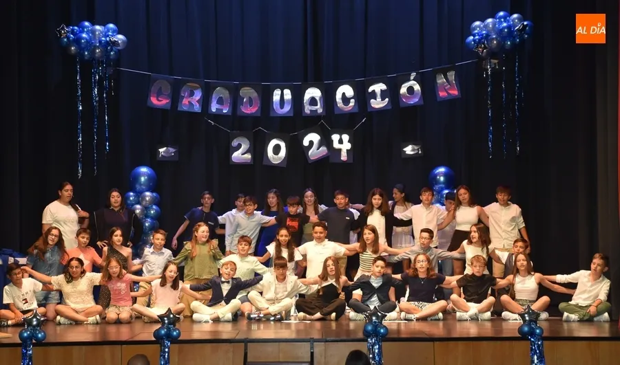 Foto 7 - En&eacute;rgica despedida de los alumnos de 6&ordm; del Mir&oacute;briga remarcando que son &ldquo;una pi&ntilde;a&rdquo;