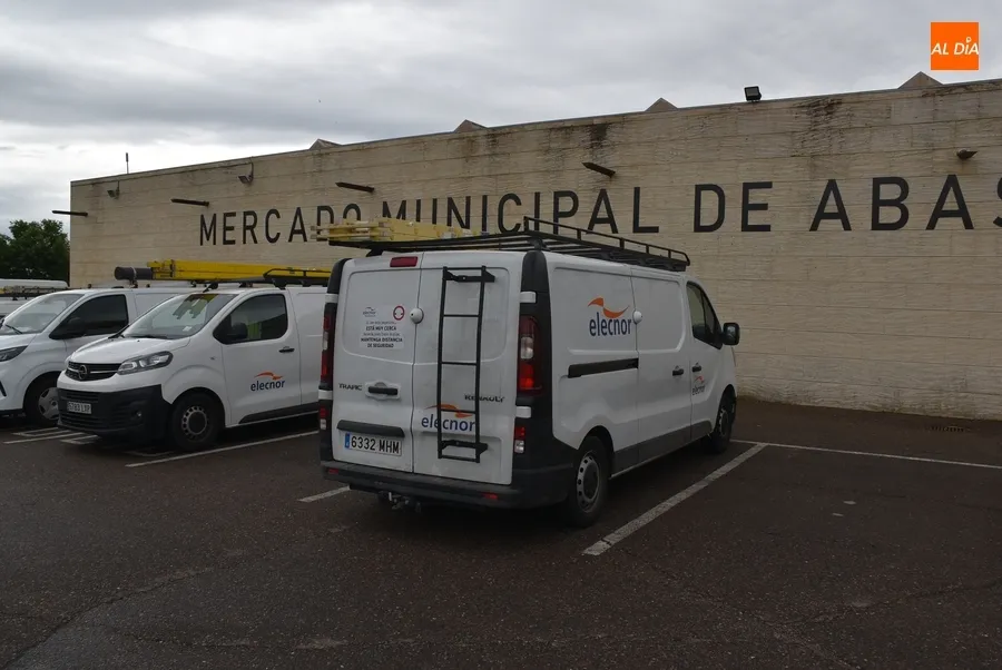 Foto 5 - El Mercado de Abastos inicia su per&iacute;odo de cierre para proceder al cambio del suelo
