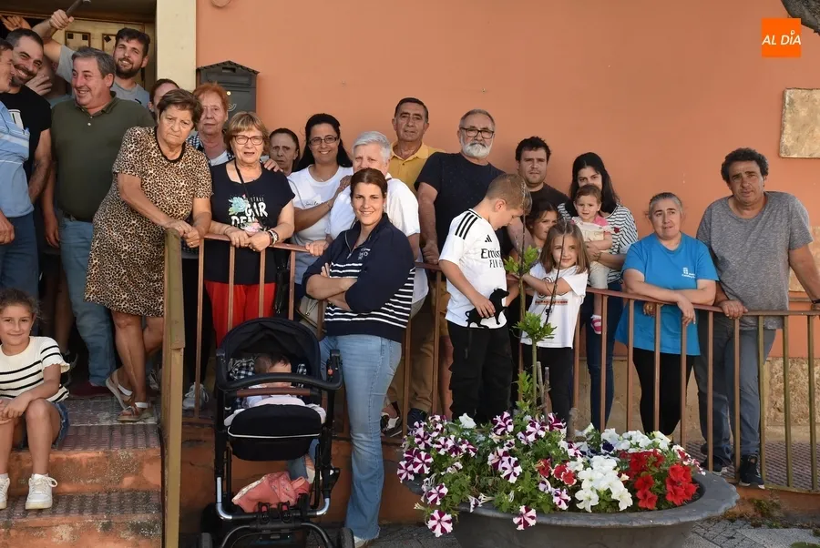 Foto 6 - El Barrio Nuevo contar&aacute; con una vaca y dos novillos en sus fiestas, que pregonar&aacute; Juanjo Carruelas