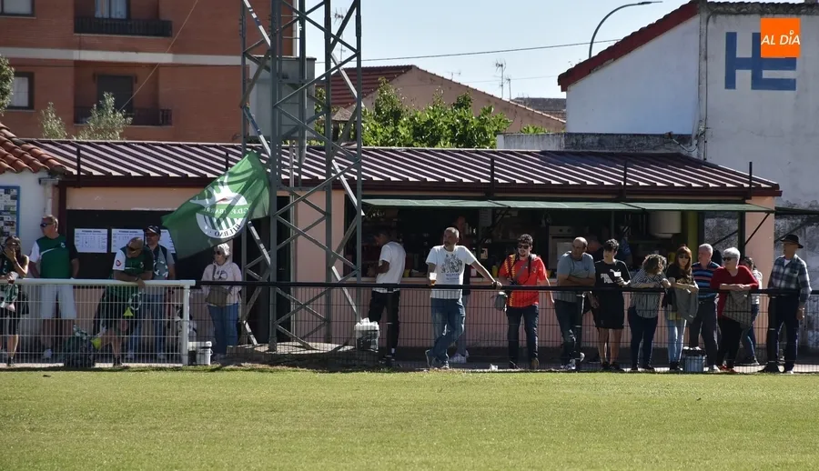 Foto 10 - Los penaltys dejan al Ciudad Rodrigo fuera de la final de su Torneo, que jugar&aacute;n Salesianos e Ibarreko