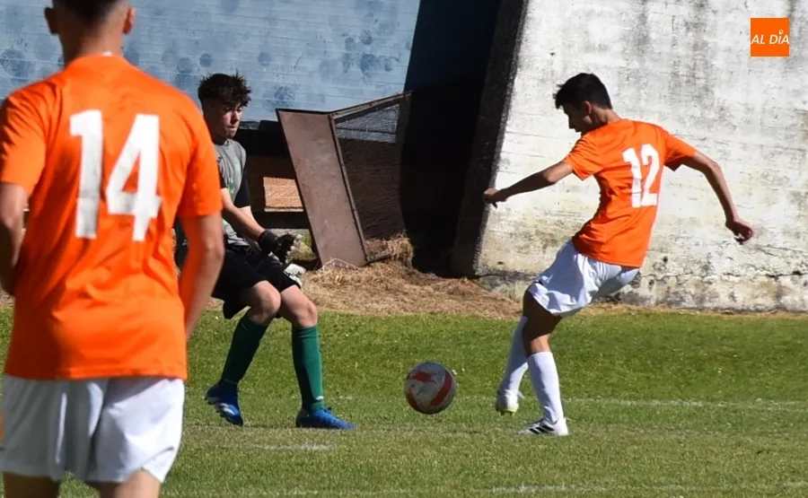 Foto 11 - Los penaltys dejan al Ciudad Rodrigo fuera de la final de su Torneo, que jugar&aacute;n Salesianos e Ibarreko