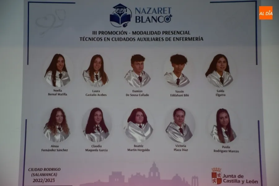 Foto 11 - El Centro de FP Nazaret Blanco grad&uacute;a a sus T&eacute;cnicos en Cuidados Auxiliares de Enfermer&iacute;a