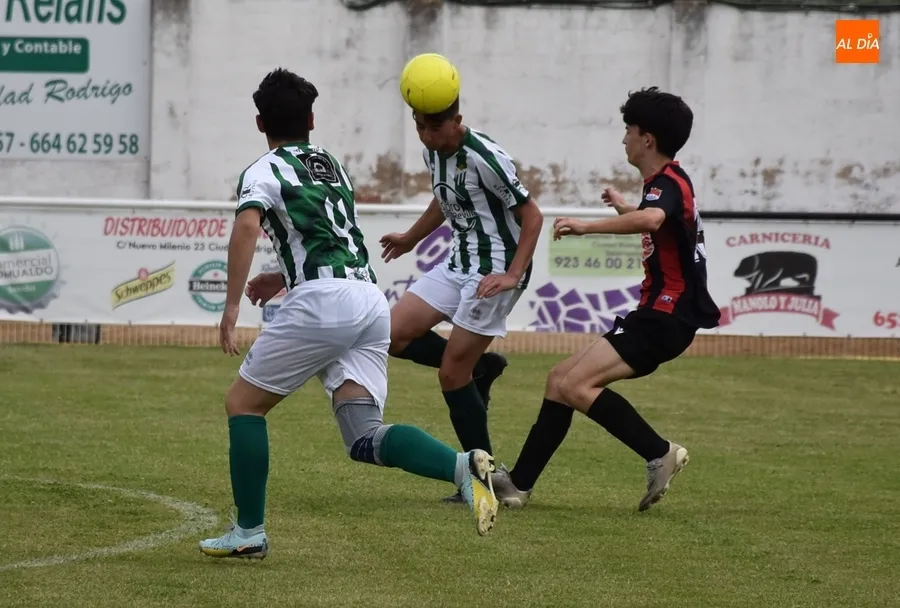 Foto 4 - El Francisco Mateos vive un apasionante marat&oacute;n con los torneos Infantil y Cadete del Ciudad Rodrigo