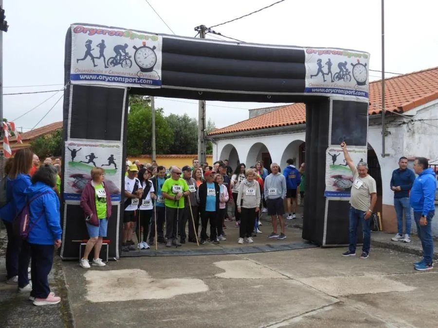 Foto 8 - La Carrera de Alba de Yeltes cumple 10 a&ntilde;os con victorias de Daniel Ayuso y Ver&oacute;nica Rodr&iacute;guez
