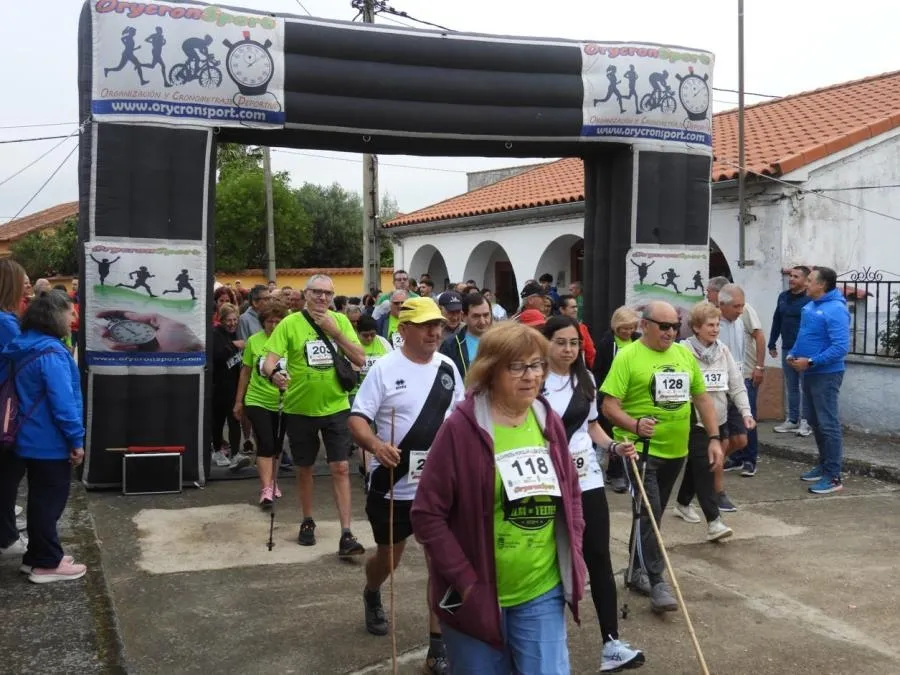 Foto 9 - La Carrera de Alba de Yeltes cumple 10 a&ntilde;os con victorias de Daniel Ayuso y Ver&oacute;nica Rodr&iacute;guez